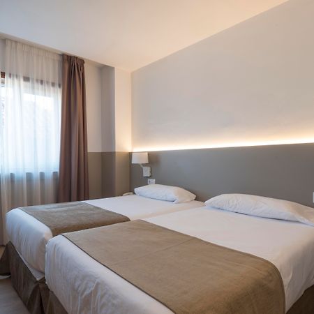 Hotel Airinos 3* 坎加斯德穆拉索 外观 照片
