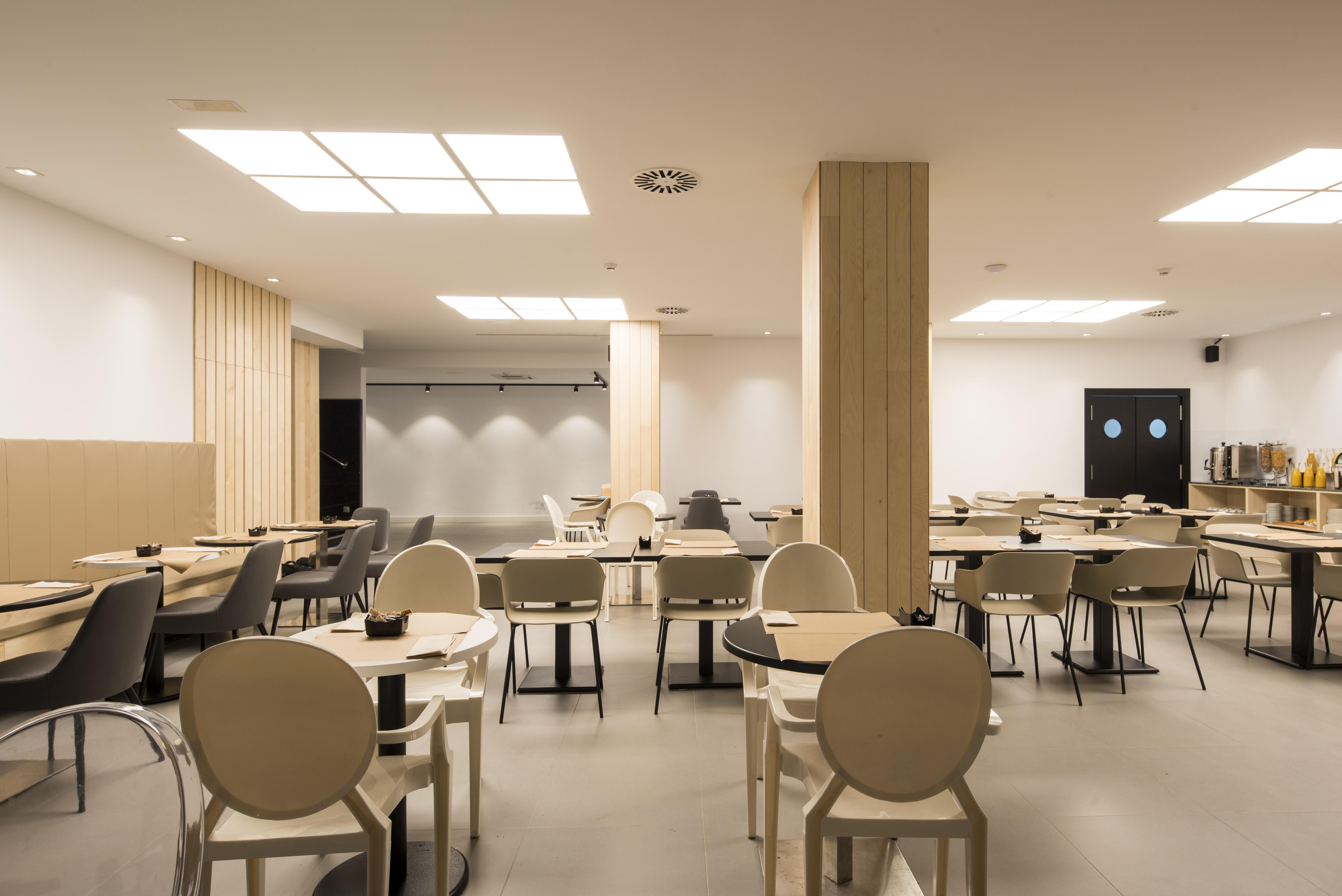 Hotel Airinos 3* 坎加斯德穆拉索 外观 照片
