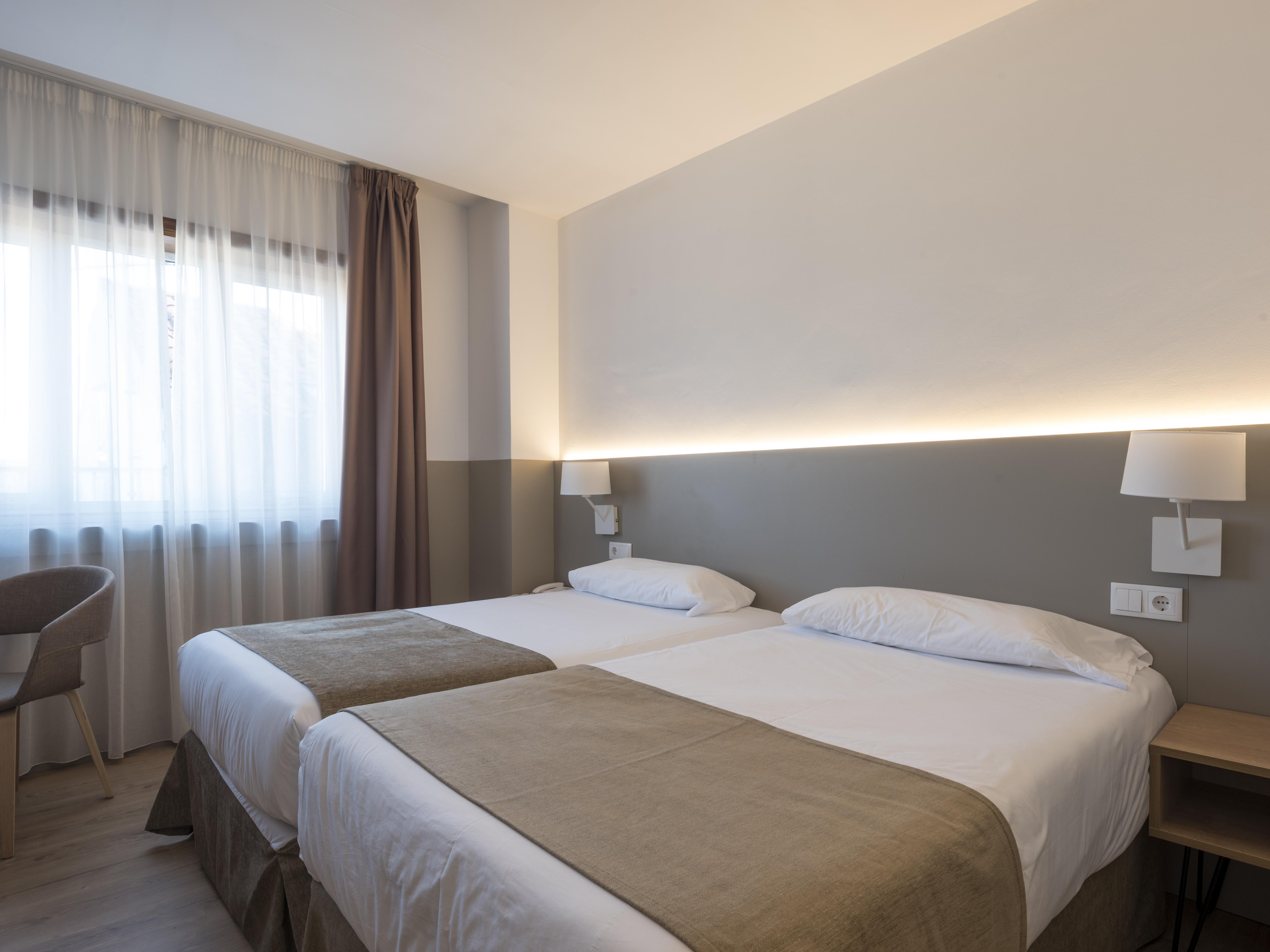 Hotel Airinos 3* 坎加斯德穆拉索 外观 照片