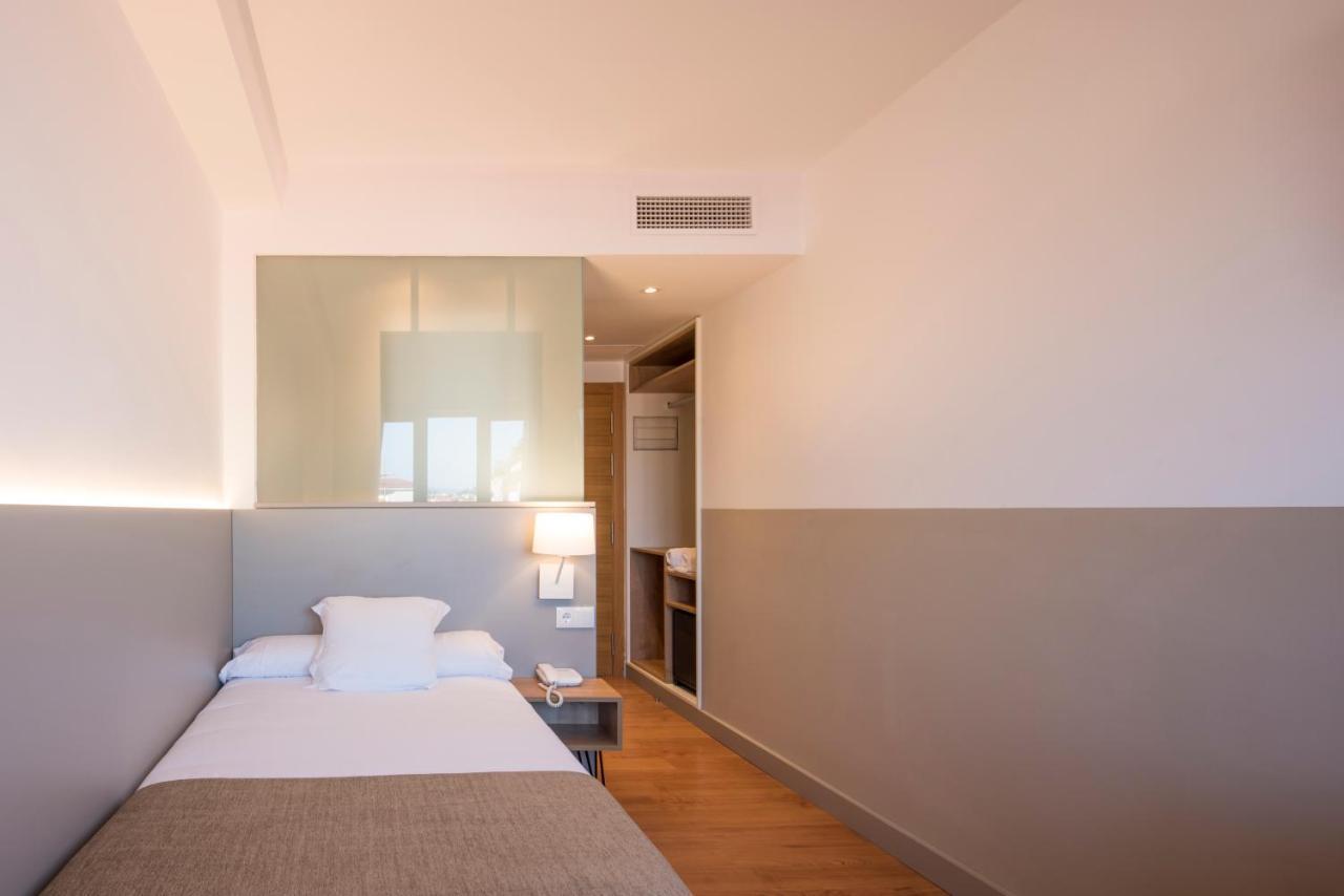 Hotel Airinos 3* 坎加斯德穆拉索 外观 照片