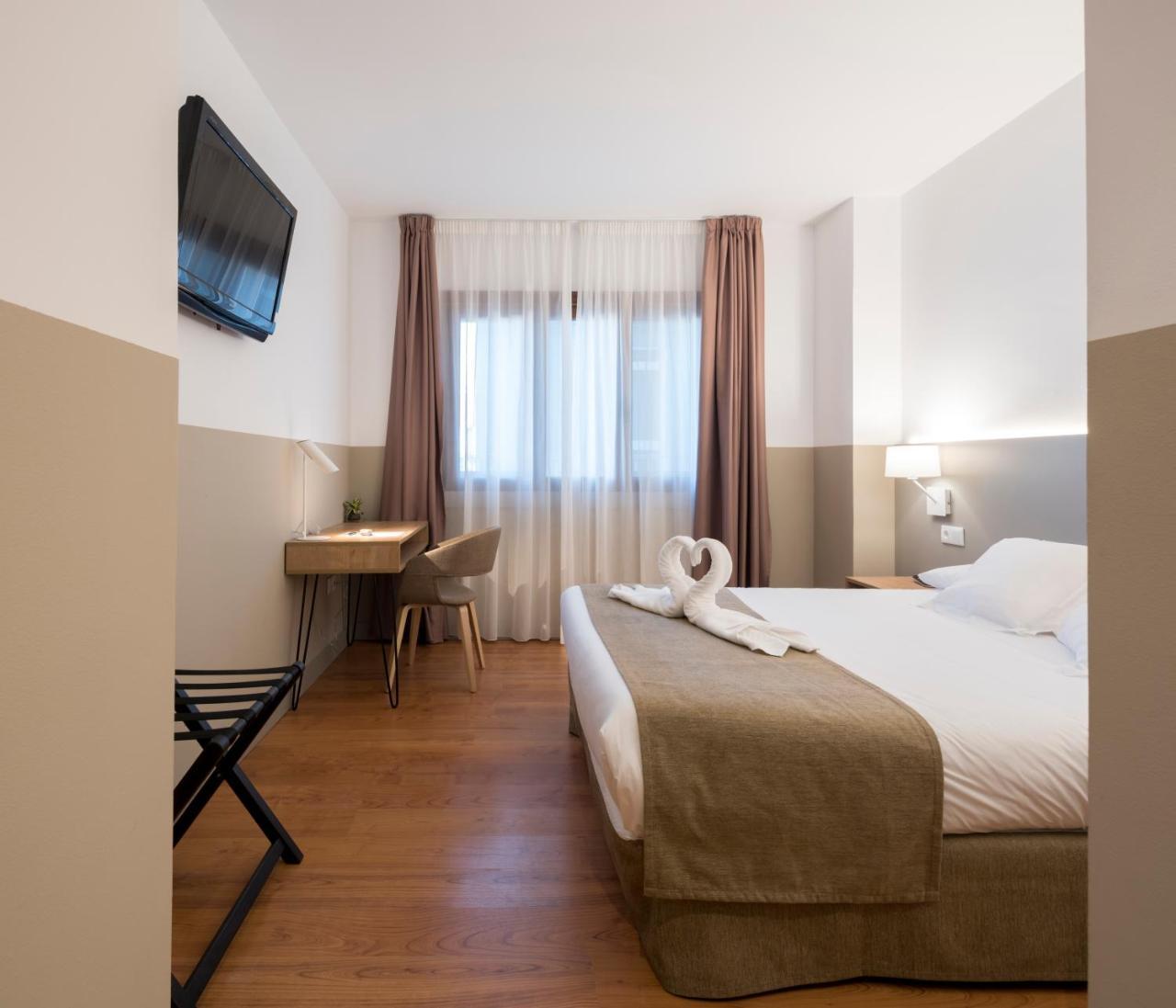 Hotel Airinos 3* 坎加斯德穆拉索 外观 照片