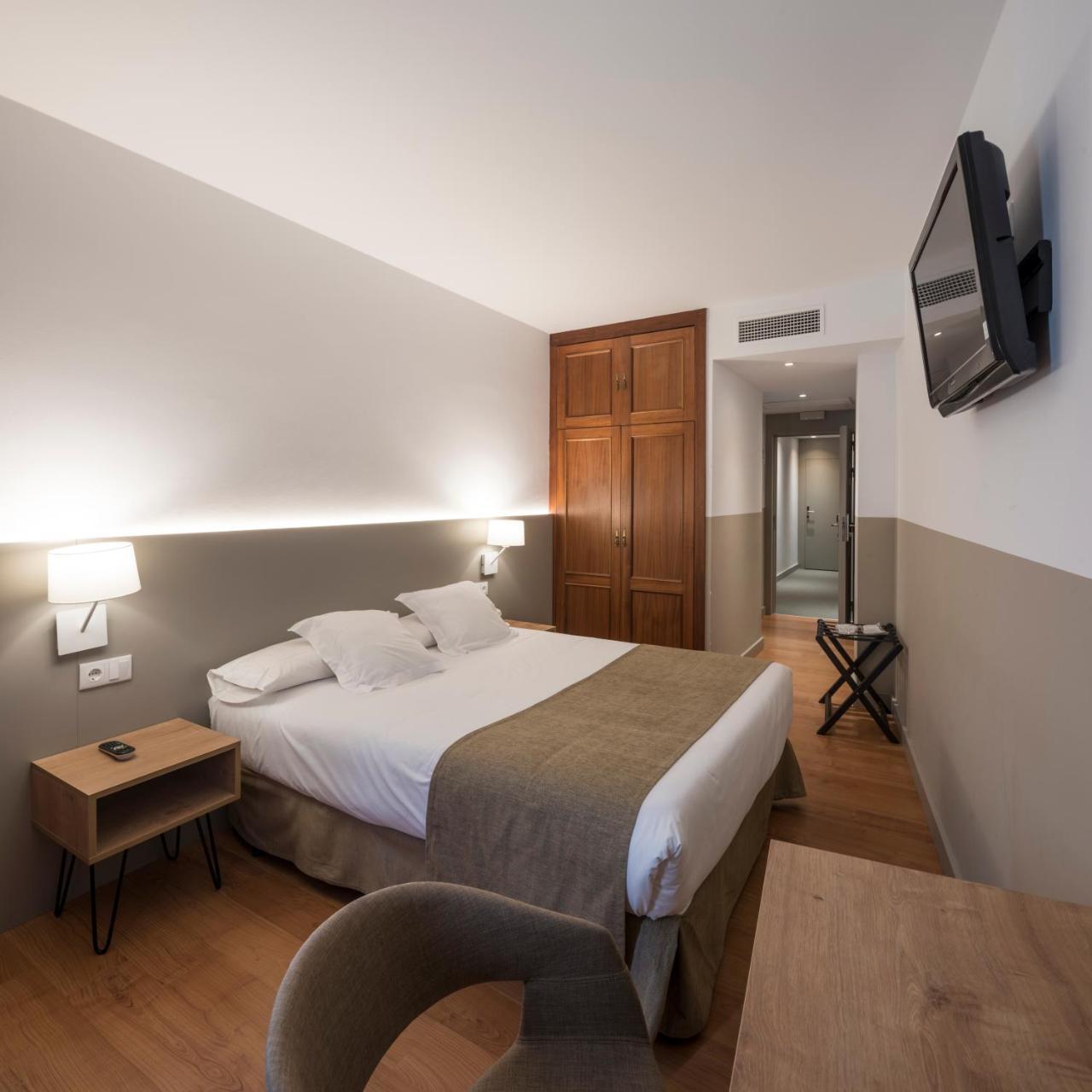 Hotel Airinos 3* 坎加斯德穆拉索 外观 照片